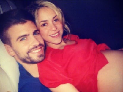 Una foto de Shakira embarazada que Piqué y su novia colgaron el 3 de diciembre en Twitter.