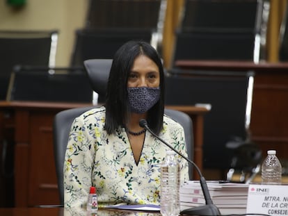 Norma Irene de la Cruz Magaña en la sala del Consejo General del INE en julio de 2020.