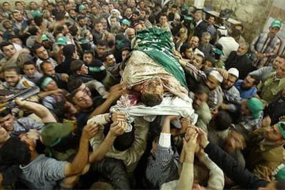 Entierro del líder de Hamás, Abdelaziz Rantisi, asesinado por Israel en 2004.