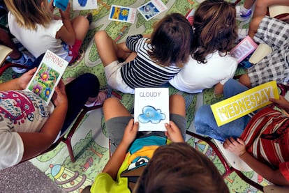 Unos grupo de niños en un colegio bilingüe, en Valencia.