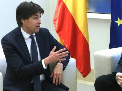 Jos&eacute; Rosi&ntilde;ol y Mariano Rajoy en su reuni&oacute;n en el Palacio de la Moncloa.