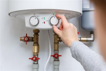 Desde el 1 de enero de 2025, la Unión Europea tiene prohibidas las ayudas públicas para calderas de gas, carbón o gasóleo en edificios residenciales.