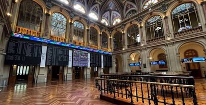 Interior de la Bolsa de Madrid.