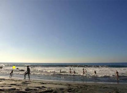 Playa del inglés, en Gran Canaria, uno de los muchos rincones nudistas en las Islas Canarias.