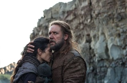 Jennifer Connelly y Russell Crowe en una escena de la película 'Noé'.