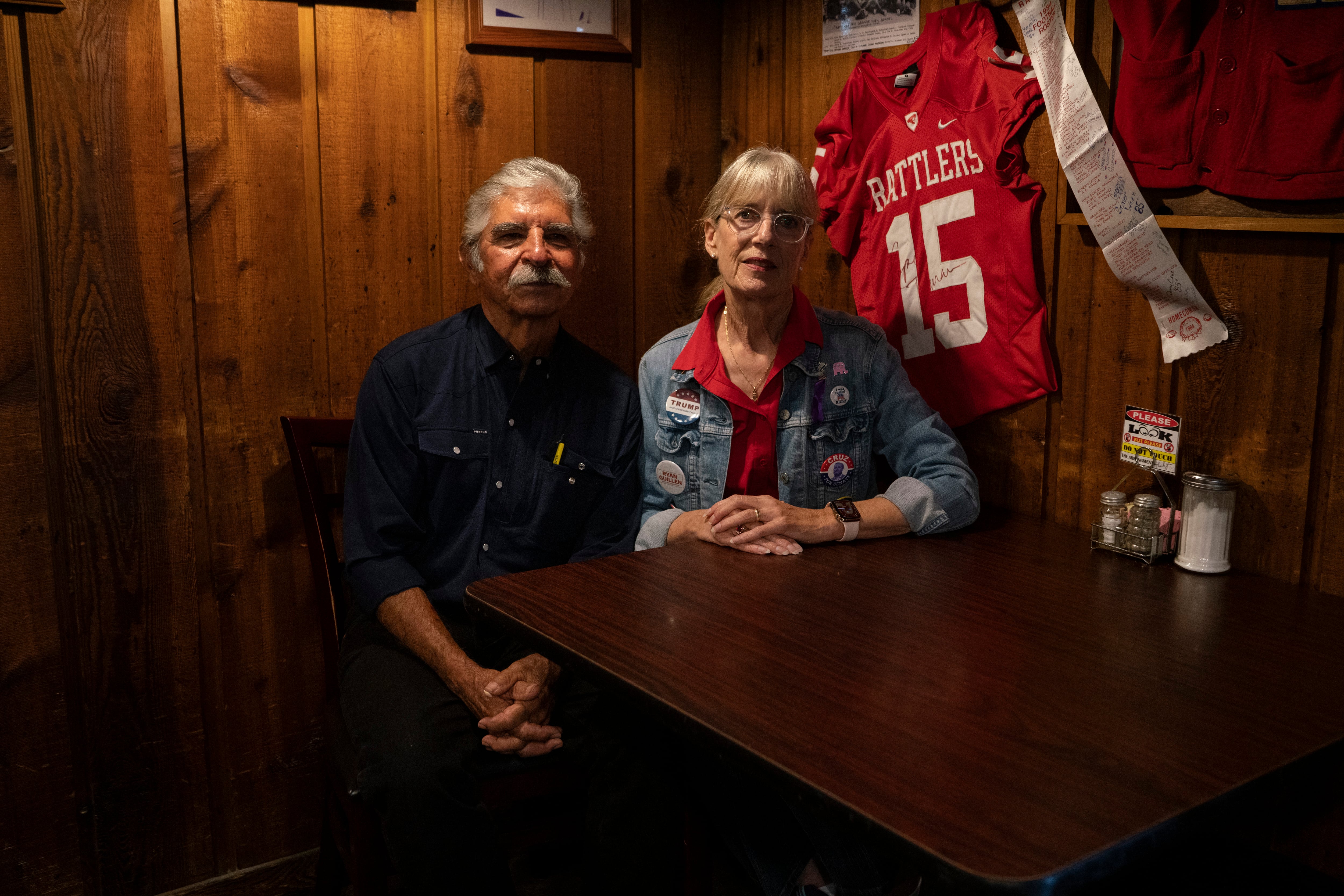 Benito y Toni Trevino, en el Texas Café de Río Grande City. 