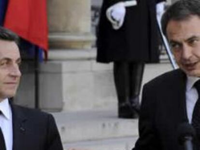 Sarkozy y Rodríguez Zapatero, durante la rueda de prensa posterior al funeral de Estado por el policía galo Jean-Serge Nérin