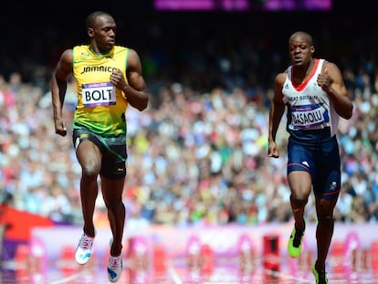 Bolt controla a Dasaolu en la primera ronda de los 100m de Londres.