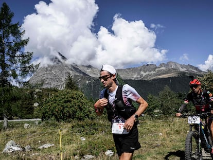 Kilian Jornet durante la carrera Ultra Trail en el Mont Blanc, en agosto de 2022.