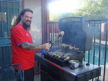  Max Cavalera (Sepultura) y su pollo al limón.