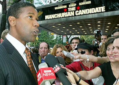 Denzel Washington, en Nueva York, en el estreno mundial de <i>The manchurian candidate.</i>