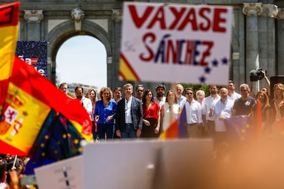 Concentración del Partido Popular en la Puerta de Alcalá de Madrid, el 26 de mayo. 