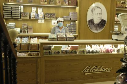 El interior de la tienda de La Colchona en Estepa, Sevilla.