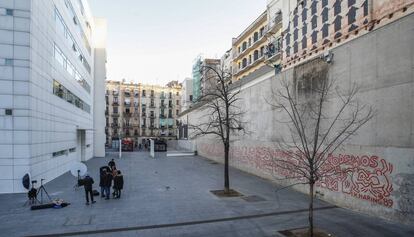 La zona donde el Ayuntamiento propone edificar para que crezca el Macba, en vez de la capilla