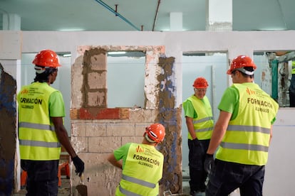 Curso gratuito del Sepe para desempleados en Las Palmas de Gran Canaria, impartido por la Fundación Laboral de la Construcción.