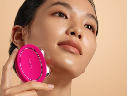 Los tonificadores faciales eléctricos son ideales para conseguir que tu piel luzca más firme, joven y radiante.