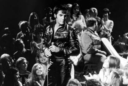 Elvis Presley en el programa <i>Elvis Presley 68 Comeback Special, en 1968</i>.