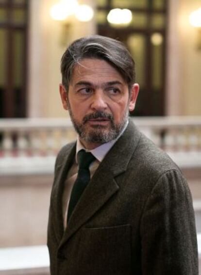 Oriol Pujol, en el Parlamnet antes de dimitir como diputado por su imputación en el caso 'ITV'.