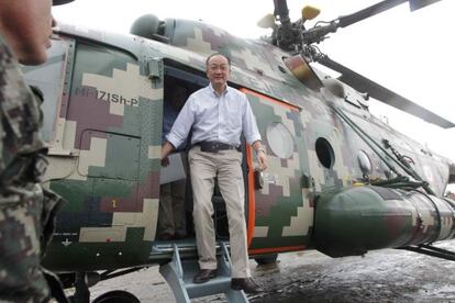 Jim Yong Kim, ao aterrissar em Oxapampa (Peru).