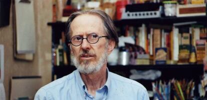 El autor de cómics Robert Crumb en su estudio.