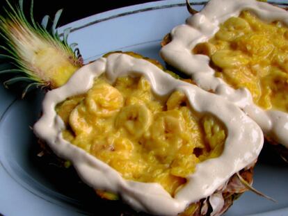 Piña rellena
