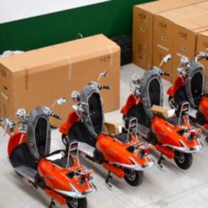 Abat valora fabricar motos eléctricas en España en 2013
