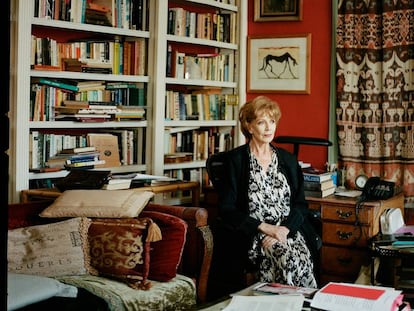 Edna O'Brien, en su casa en el barrio londinense de Chelsea.