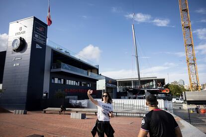 Instalaciones de la Copa America en el Port Vell de Barcelona