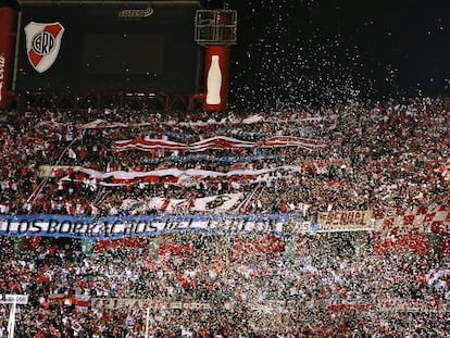 La grada, durante un River Plate contra el Independiente.