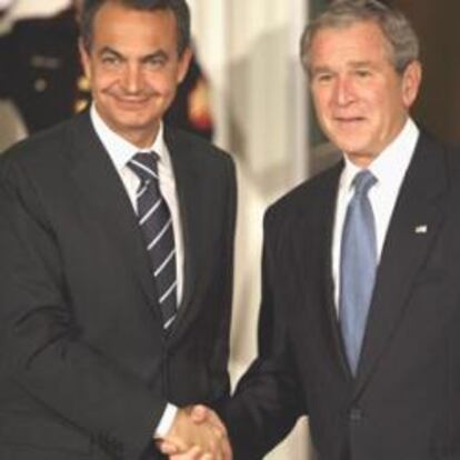 Bush recibe a Zapatero en la Casa Blanca.