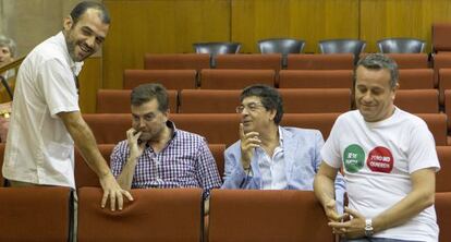 Mariscal, Maíllo, Valderas y Castro, en el Parlamento.