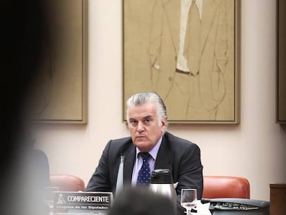 Luis B&aacute;rcenas en la Comisi&oacute;n de Investigaci&oacute;n relativa a la presunta financiaci&oacute;n ilegal del Partido Popular.