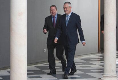 El presidente del Consejo Consultivo de Andalucía, Juan Cano Bueso, con el presidente de la Junta, José Antonio Griñán.