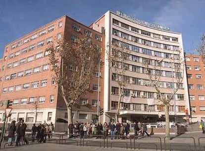 El edificio de la Fundación Jiménez Díaz, en la plaza de Cristo Rey.