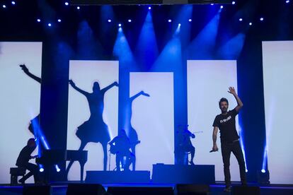 Jarabe de Palo actúa durante la gala de los Premios Ondas, galardonado con el Premio Ondas Nacional de Música.