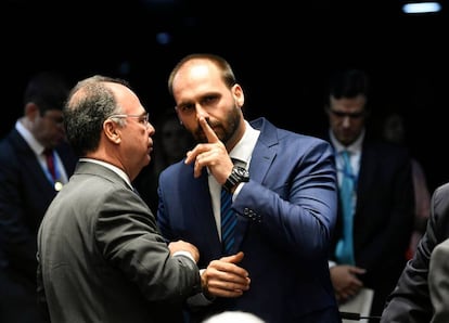 El diputado Eduardo Bolsonaro durante la votación final de la reforma de las pensiones en el Senado. 