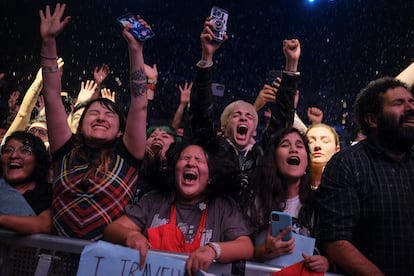 Asistentes a un concierto en el Movistar Arena, en Bogotá, Colombia, el 21 de noviembre de 2023. 