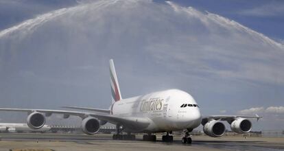 Un Airbus A 380 en el aeropuerto de Barajas.