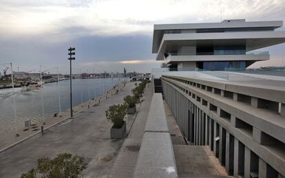 El edificio Veles e Vents, en el Puerto de Valencia.