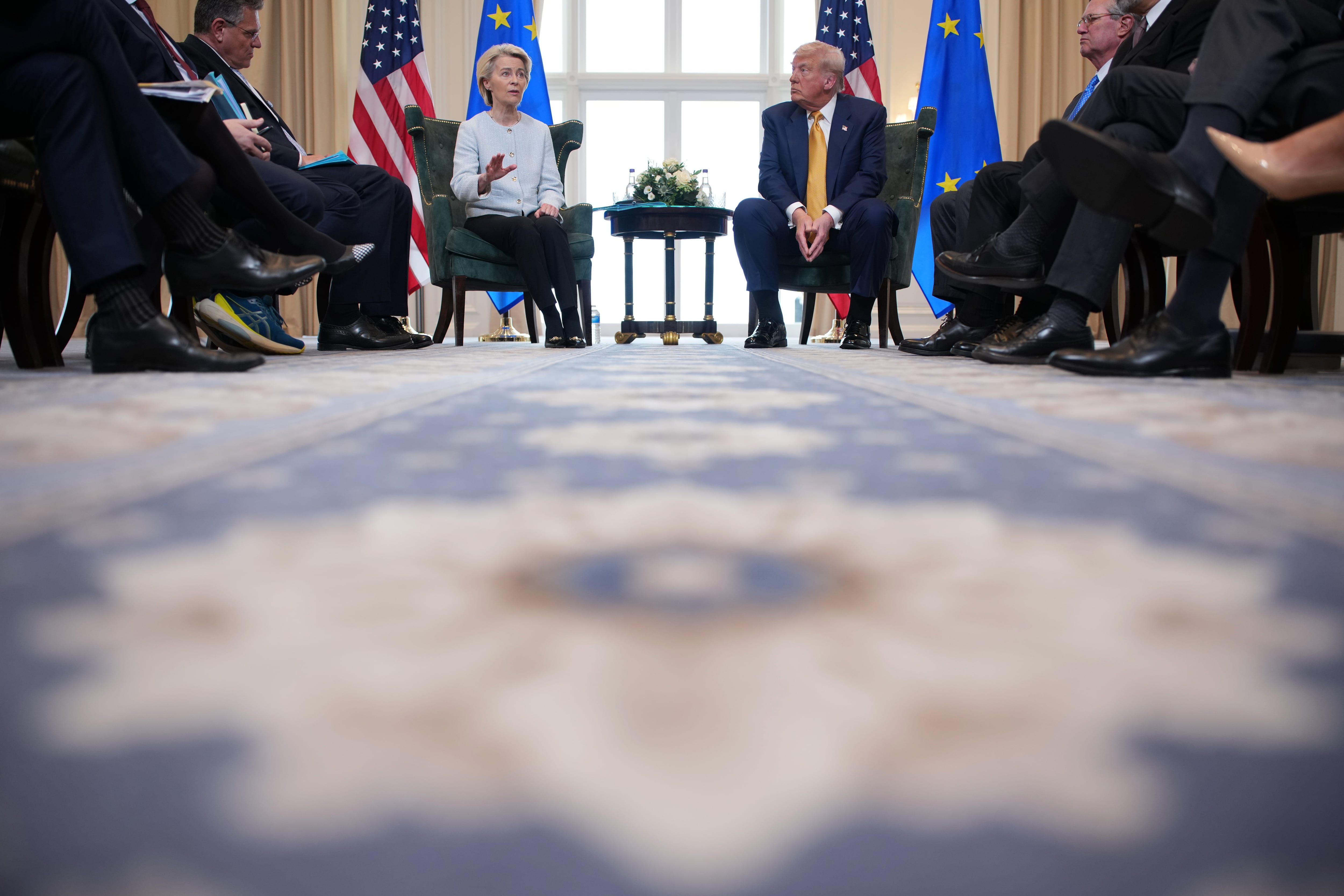 La UE se resigna a aceptar un arancel del 15% para cerrar un acuerdo comercial con Estados Unidos