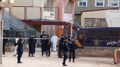 Imagen del colegio en el que se produjo el derrumbe que causó la muerte de un operario en Massanassa.