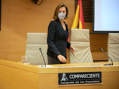 María Dolores de Cospedal, a su llegada al Congreso el pasado 9 de diciembre para comparecer en la 'comisión Kitchen'.