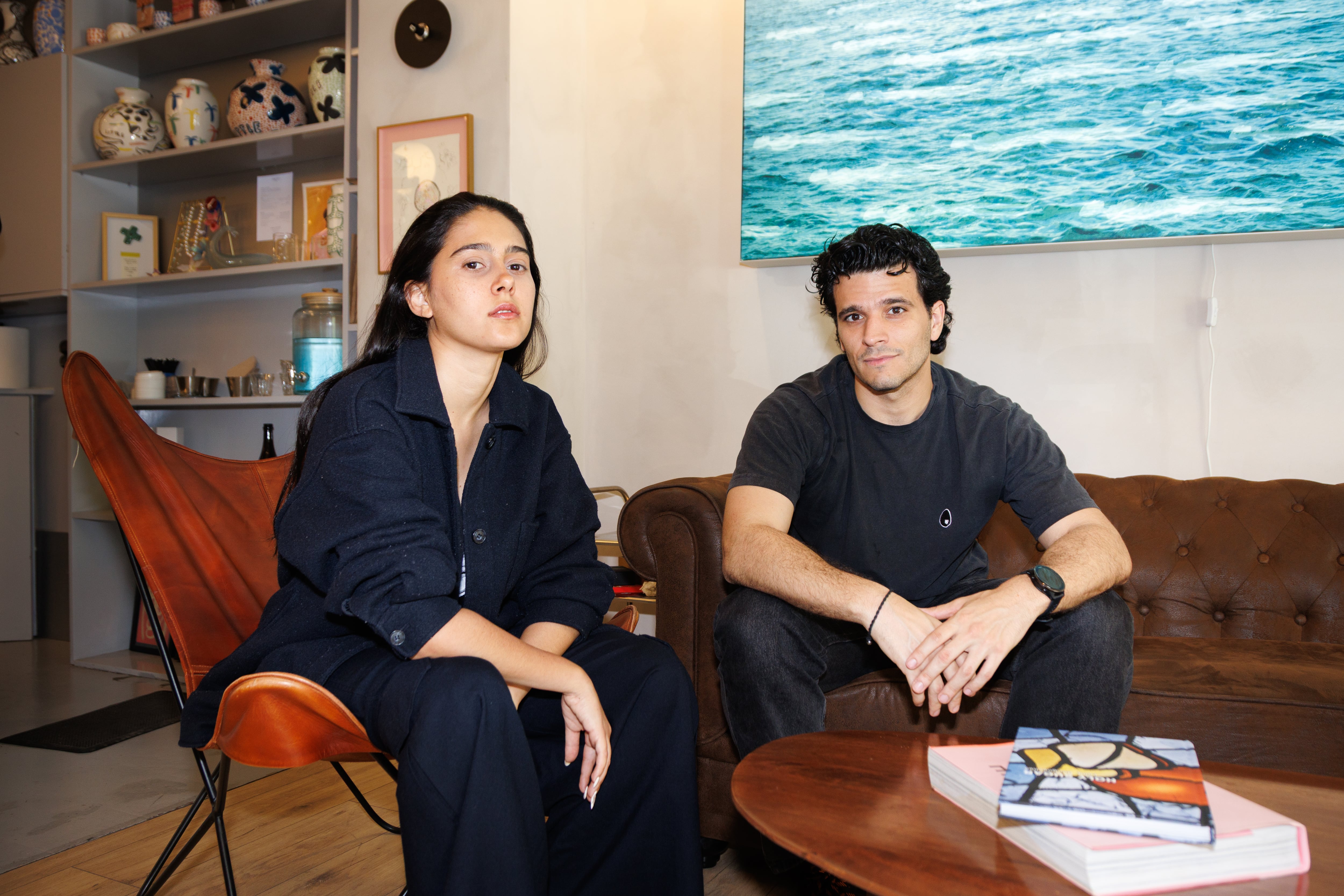 Los fundadores de Escala House, la artista Alejandra Glez y el actor José Neira. 