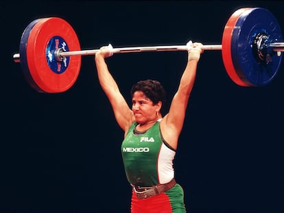 Soraya Jiménez conseguía medalla de oro en halterofilia en los Juegos Olímpicos de Sídney 2000.