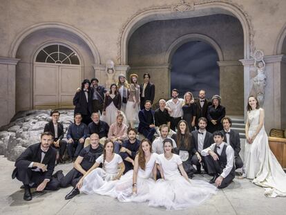 El elenco artístico de 'Rusalka', en el Palau de les Arts.