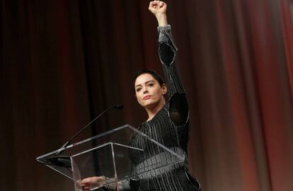 La actriz Rose McGowan en la Convención de Mujeres en Detroit en octubre.