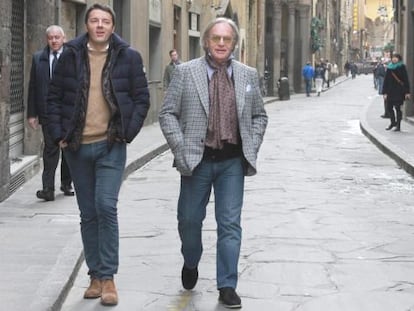 Renzi pasea por Florencia con el empresario Diego Della Valle.