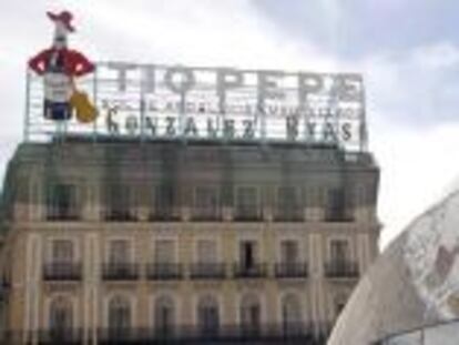 El edificio de Tío Pepe, en la Puerta del Sol Madrid.