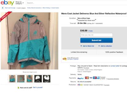 Un usuario de Ebay vende su chaqueta de Deliveroo por 50 libras (unos 58 euros).