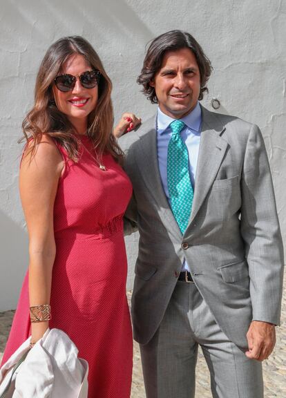 Lourdes Montes y el torero Francisco Rivera, anfitriones de la goyesca.